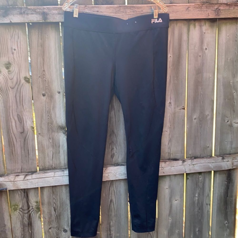 Fila athletic leggings sz. L